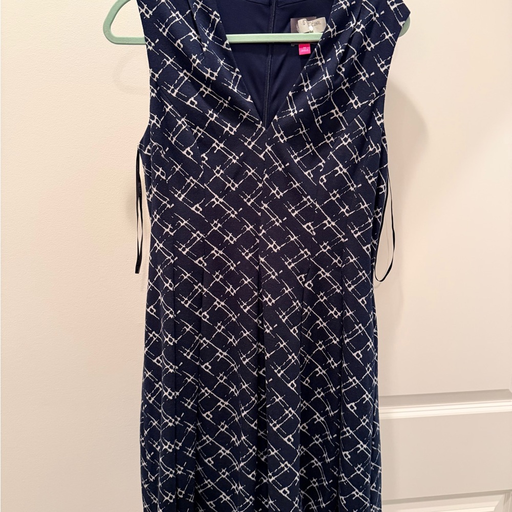 Vince Camuto Navy and White Geometric Midi Dress